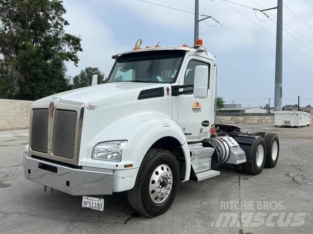 Kenworth T880 曳引機組件
