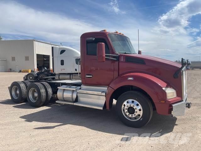 Kenworth T880 曳引機組件
