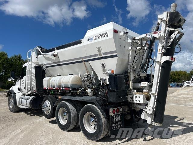 Kenworth T880 混凝土車