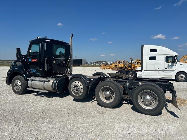Kenworth T880 曳引機組件