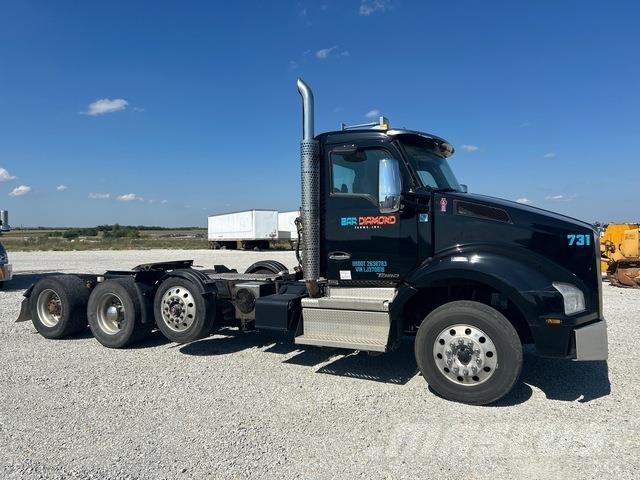 Kenworth T880 曳引機組件