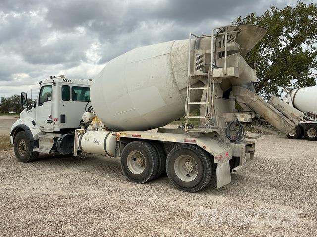 Kenworth T880 其他貨車