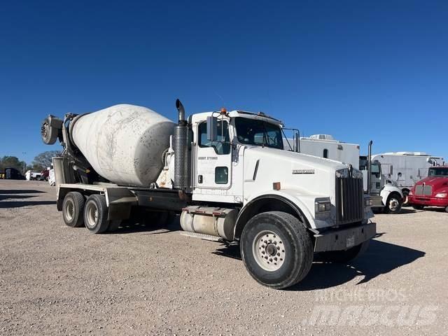 Kenworth W900 其他貨車