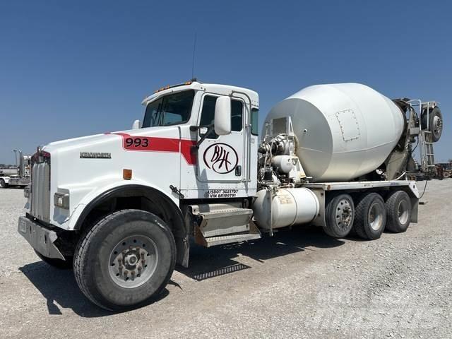 Kenworth W900 其他貨車