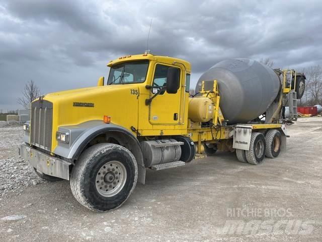 Kenworth W900 其他貨車