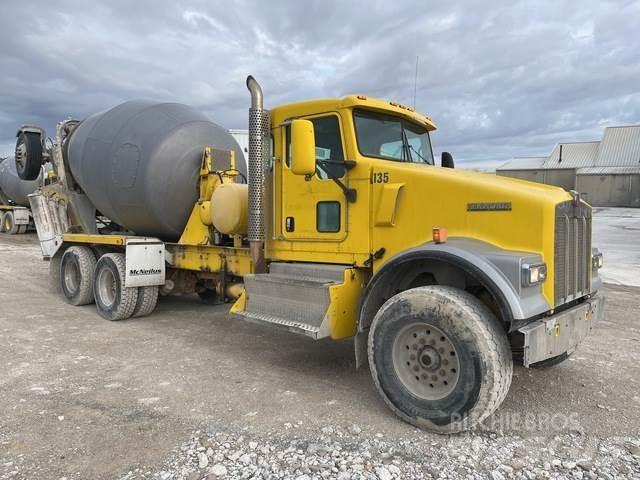 Kenworth W900 其他貨車