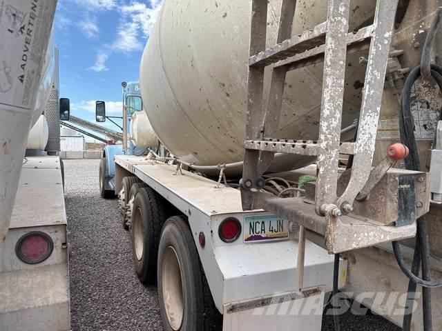 Kenworth W900 其他貨車