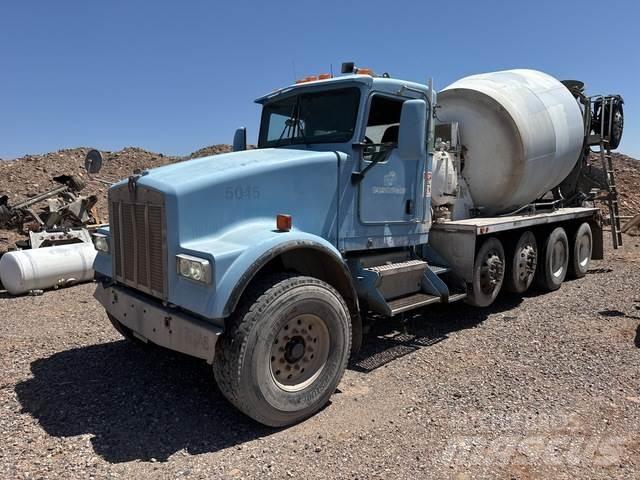 Kenworth W900 其他貨車