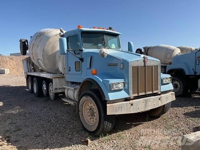 Kenworth W900 其他貨車