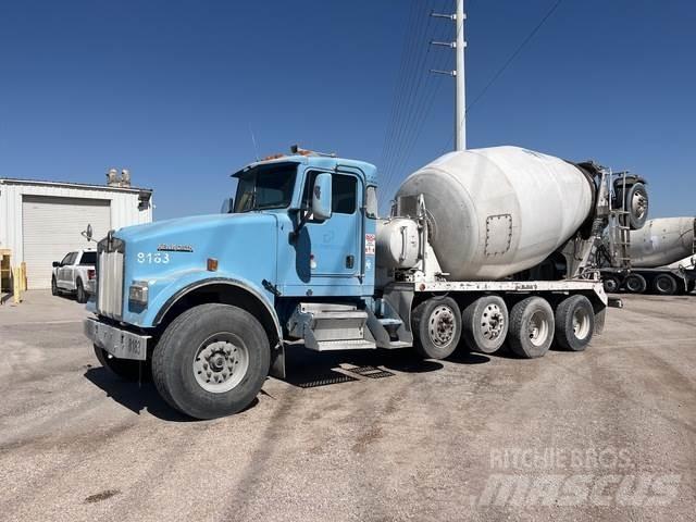 Kenworth W900 其他貨車