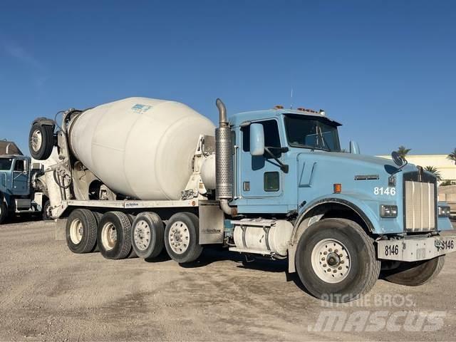 Kenworth W900 其他貨車