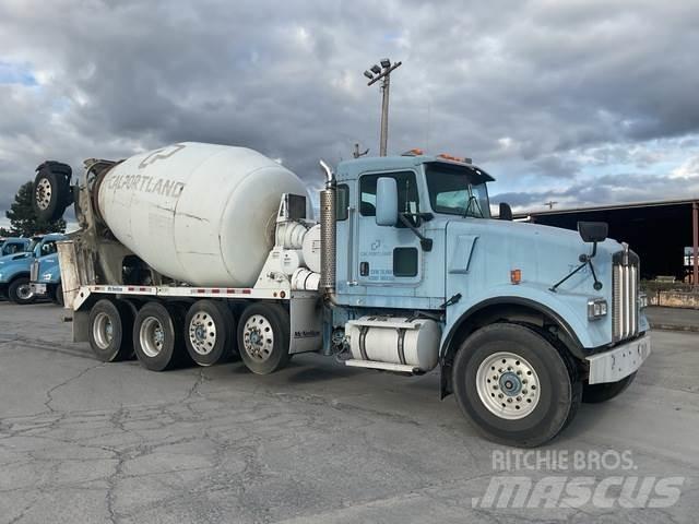 Kenworth W900 其他貨車