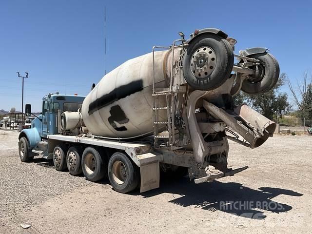 Kenworth W900 其他貨車