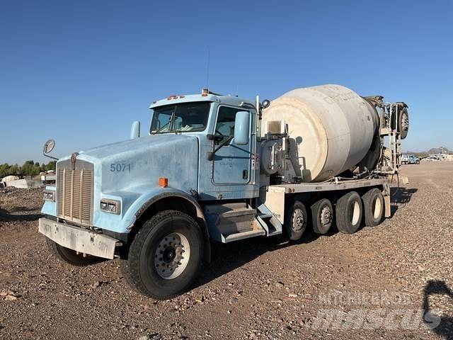 Kenworth W900 其他貨車