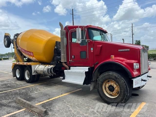 Kenworth W900 其他貨車