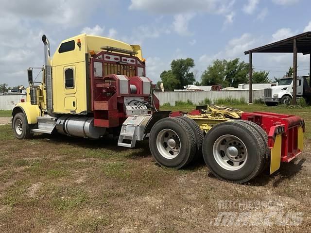 Kenworth W900 救援車