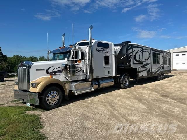 Kenworth W900 曳引機組件