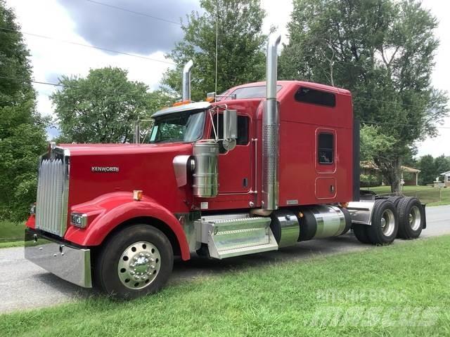 Kenworth W900 曳引機組件