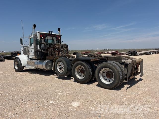 Kenworth W900 救援車