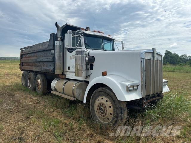 Kenworth W900 傾卸式卡車