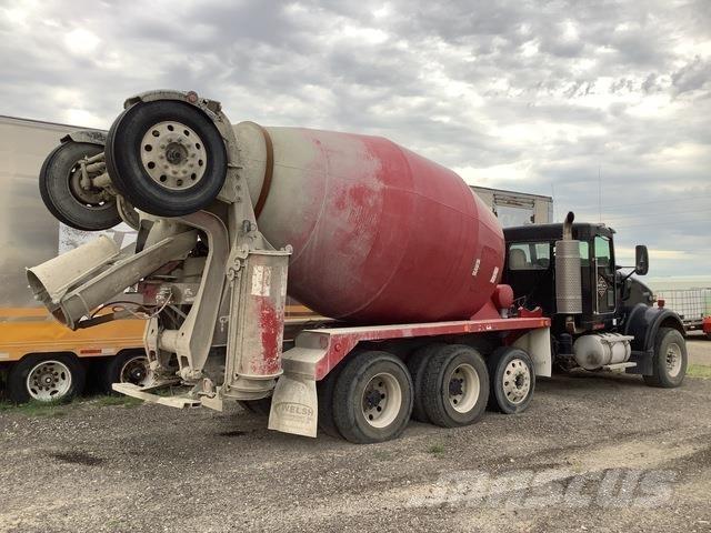 Kenworth W900 其他貨車