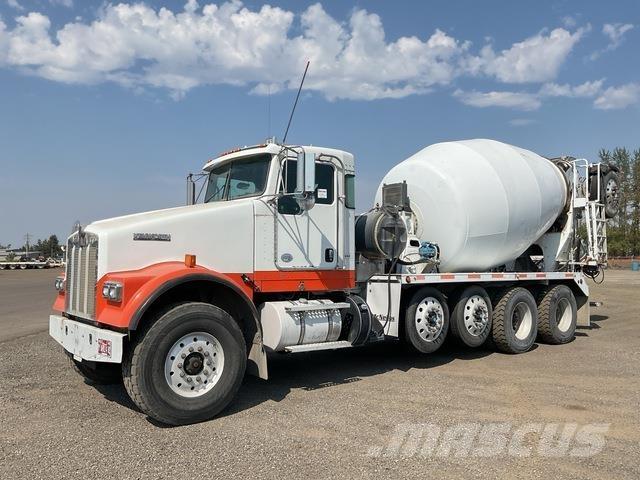 Kenworth W900 其他貨車