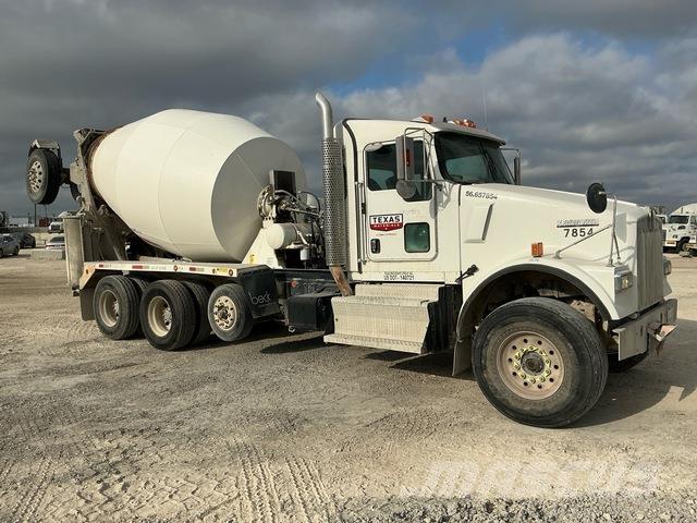 Kenworth W900 其他貨車