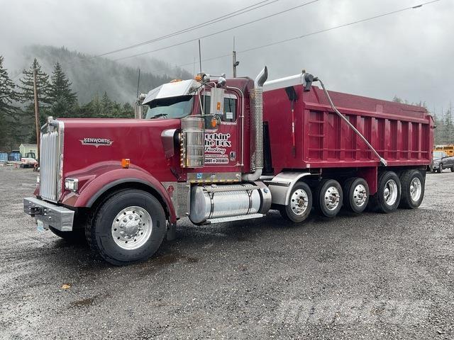 Kenworth W900 傾卸式卡車