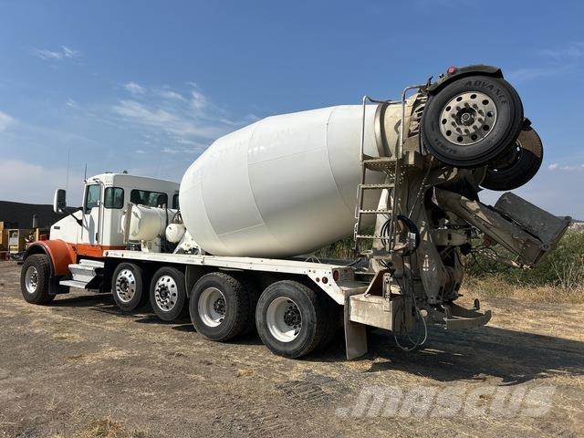 Kenworth W900B 其他貨車