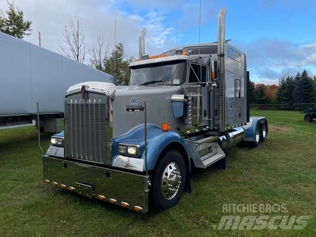 Kenworth W900L 曳引機組件