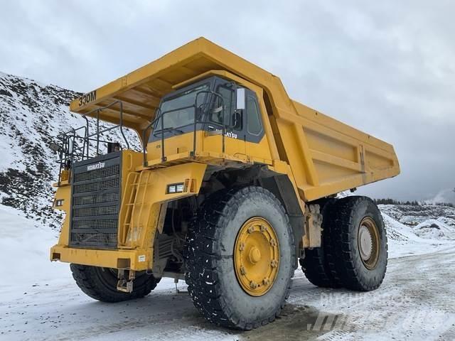 Komatsu 330M 鉸接式起吊車