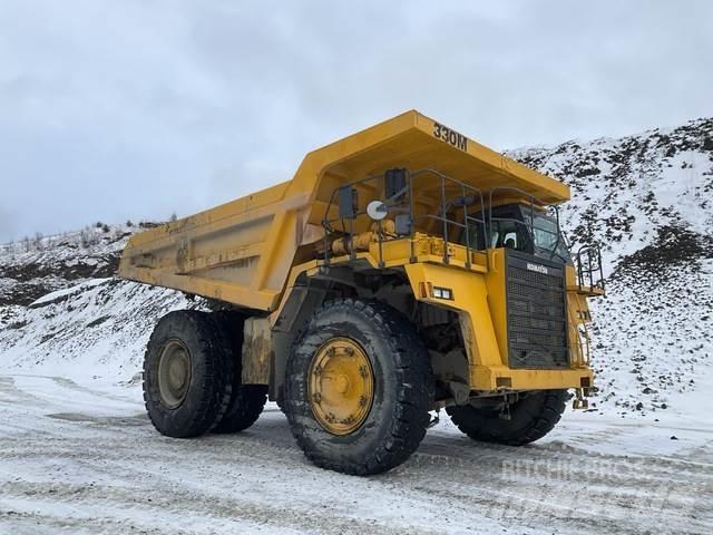 Komatsu 330M 鉸接式起吊車