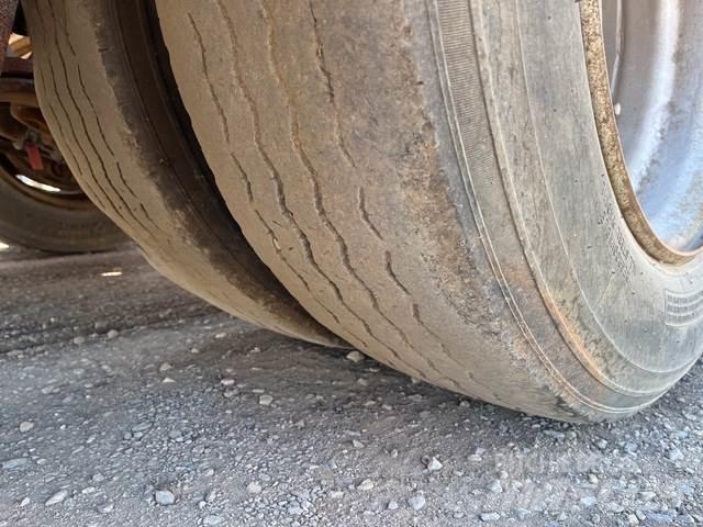  Krueger 平板式/側卸式拖車