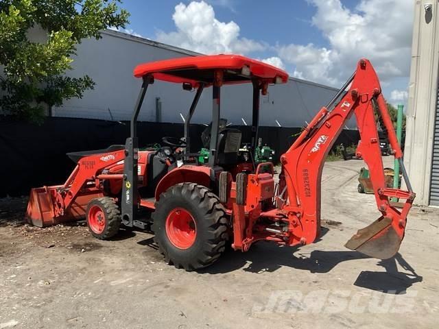 Kubota B26 曳引機