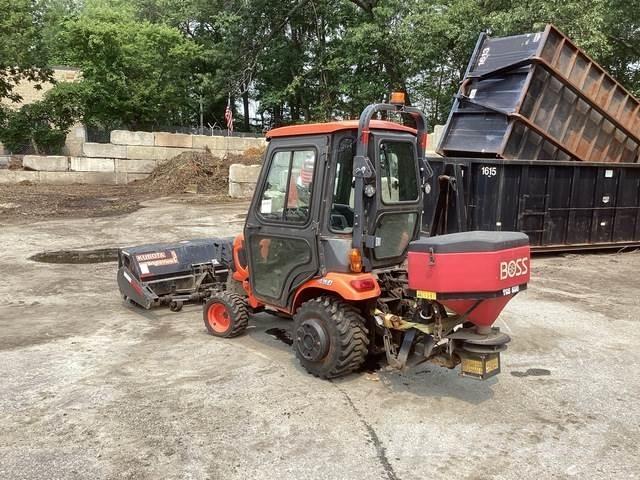 Kubota BX2380 小型曳引機