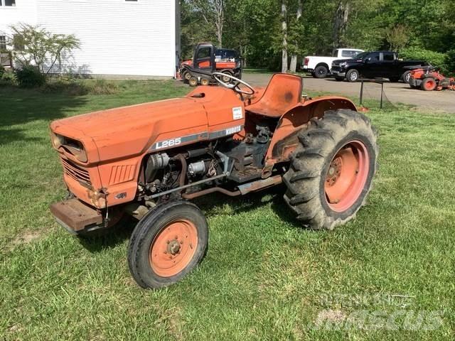 Kubota L285 曳引機