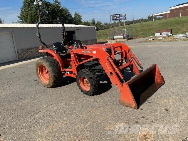 Kubota L3130D 小型曳引機