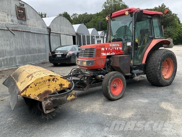 Kubota M4900 曳引機
