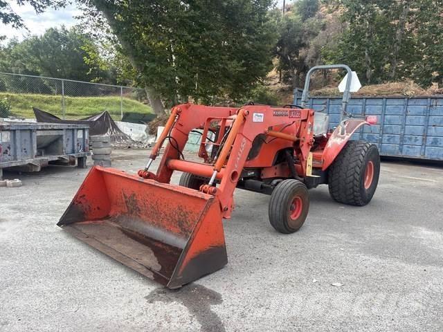 Kubota M5040F 小型曳引機