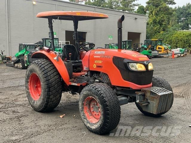Kubota M6060D 曳引機