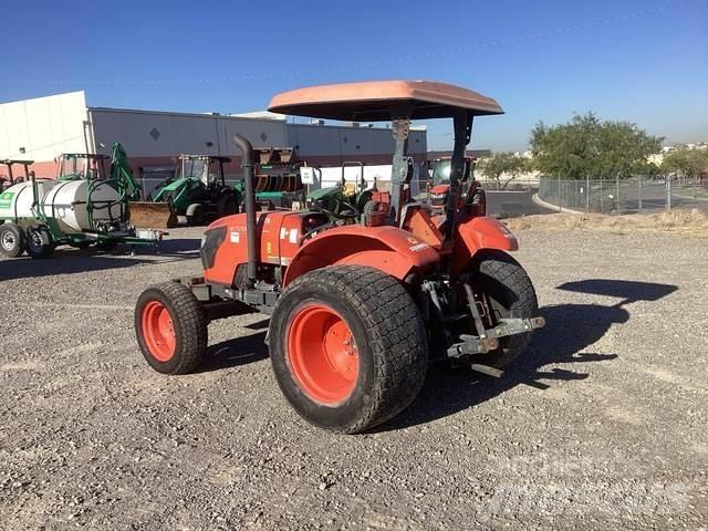 Kubota M7060D 小型曳引機