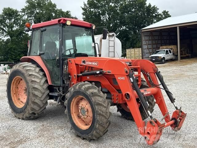 Kubota M9000 曳引機