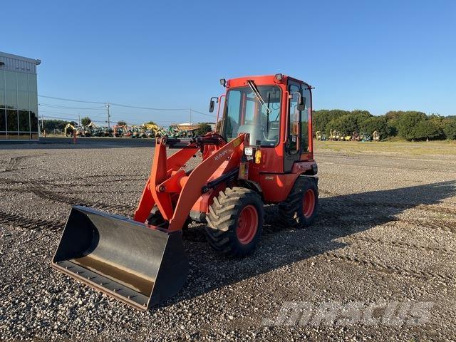 Kubota R530E 輪胎式裝載機