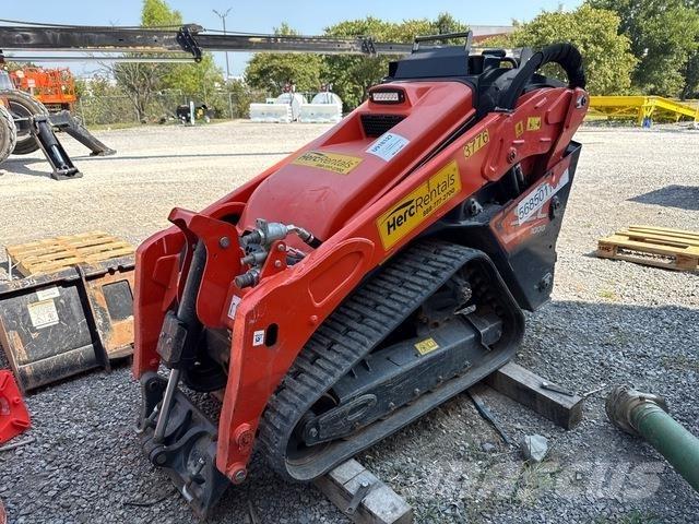Kubota SCL1000 滑移轉向裝載機