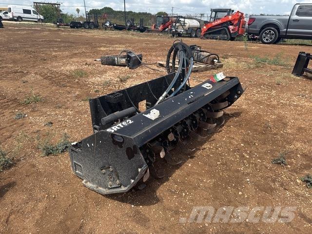 Kubota SRT62 動力耙和旋轉式耕耘機