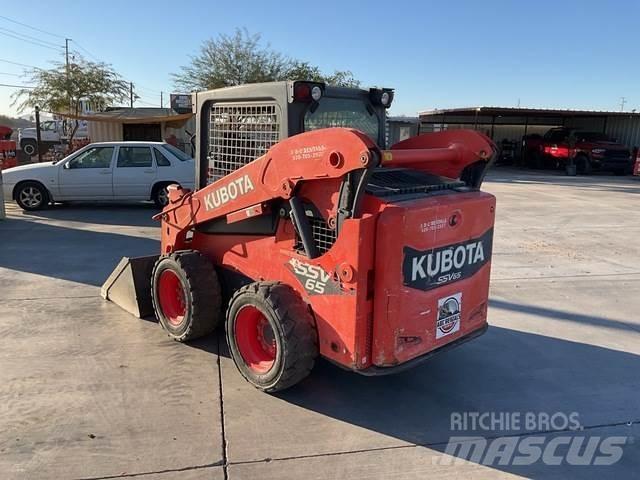 Kubota SSV65 滑移轉向裝載機