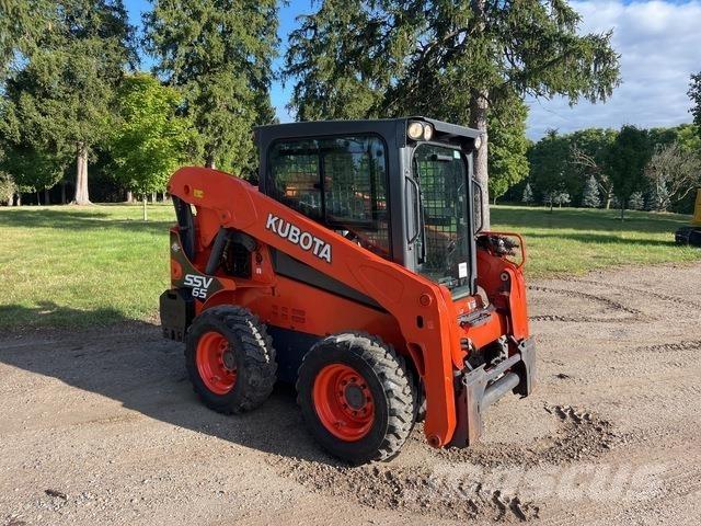 Kubota SSV65 滑移轉向裝載機