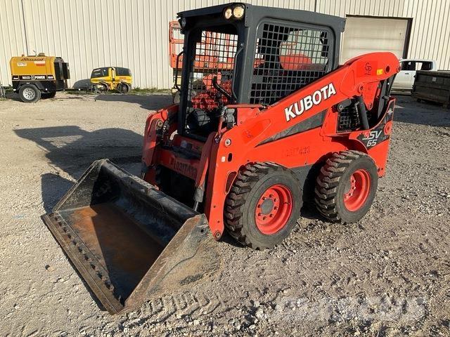 Kubota SSV65 滑移轉向裝載機
