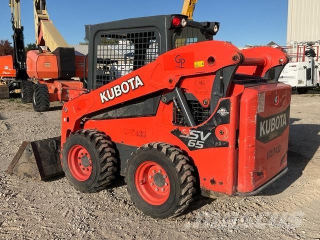 Kubota SSV65 滑移轉向裝載機