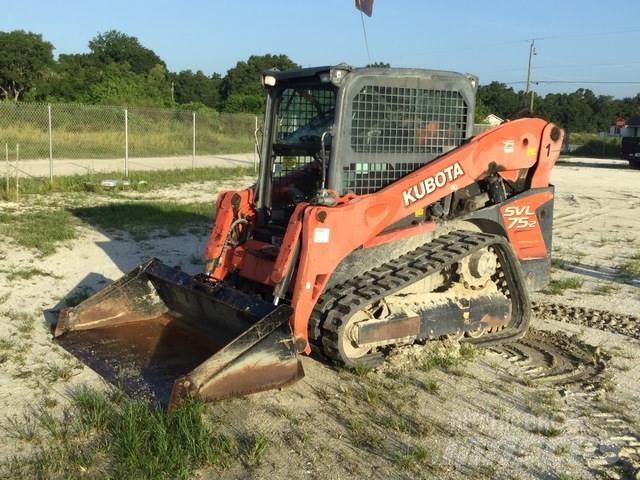 Kubota SVL75-2 滑移轉向裝載機